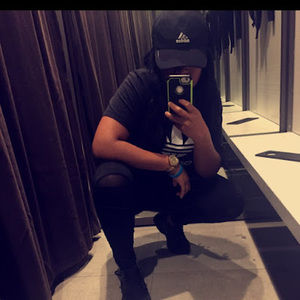 Meet your Posher, Danni